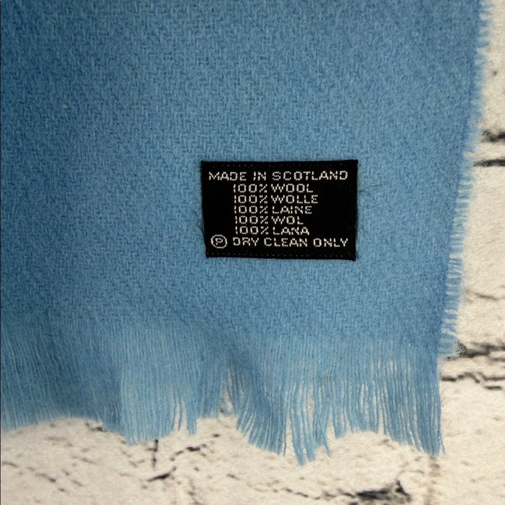 Vintage Scottish 100% Wool Fringed Neck Scarf -- Sky Blue -- Unisex Like New!